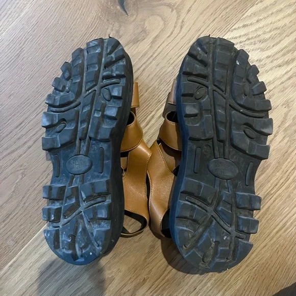 Simon Miller platform fisherman sandals - Picture 2 of 3